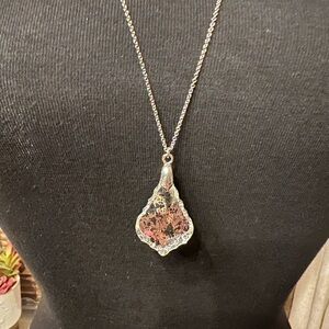 Elegant Silver and Clear Pendant Necklace